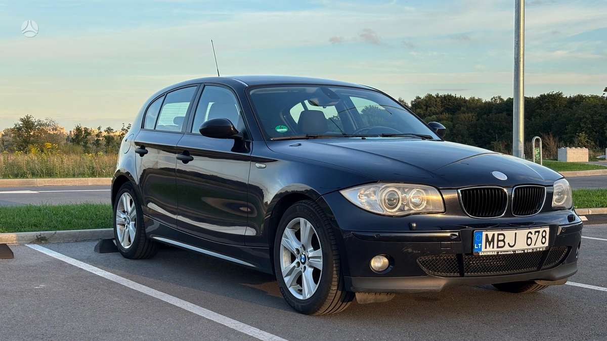 BMW 118, 2.0 l., Хэтчбек
