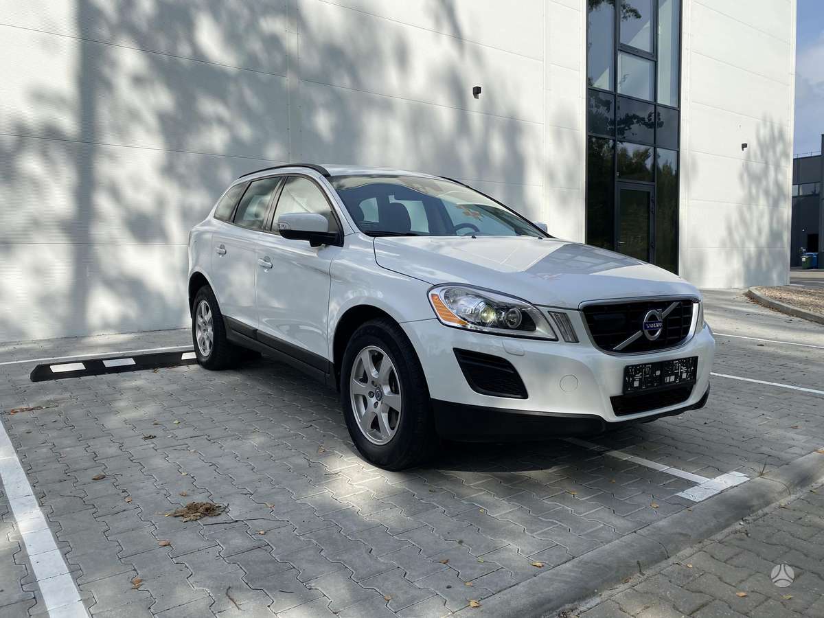 Volvo XC60 - 2