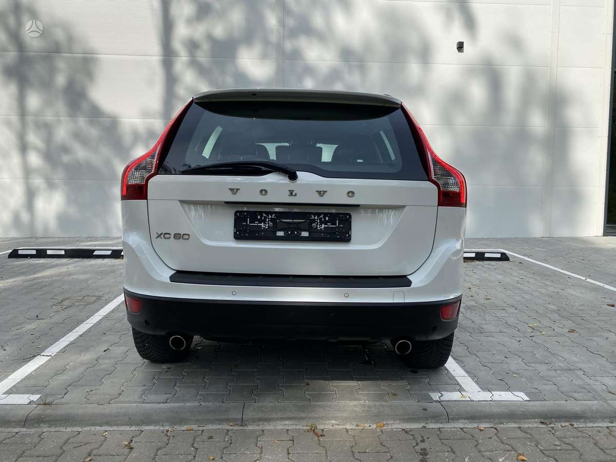 Volvo XC60 - 8