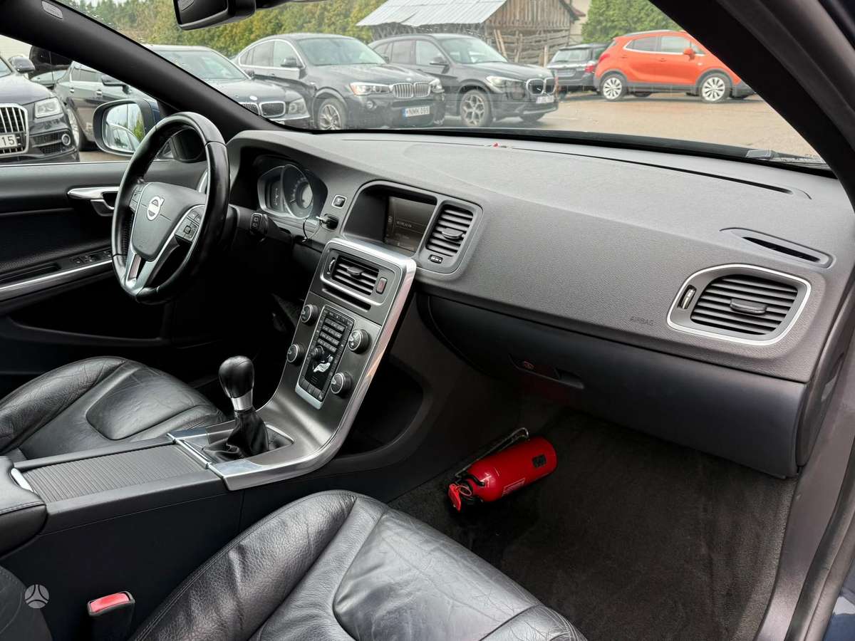 Volvo V60, 2.0 l., Универсал