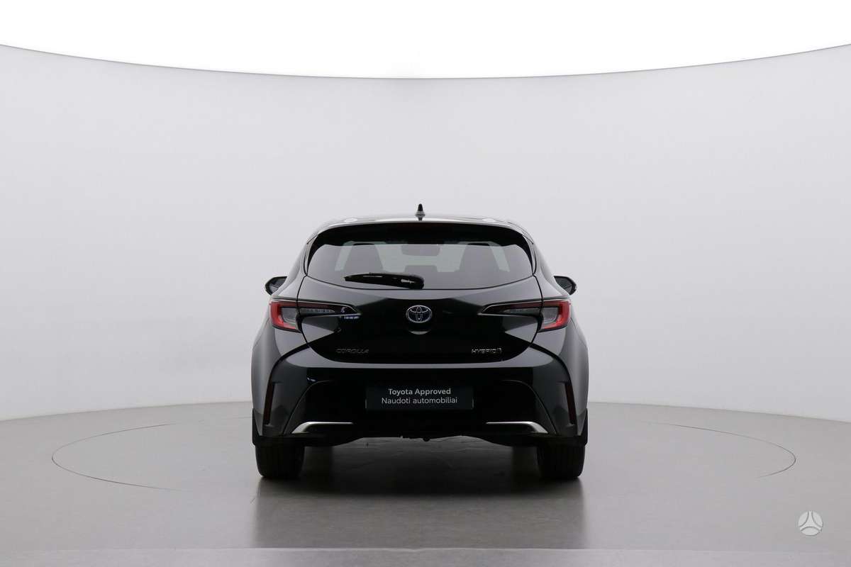 Toyota Corolla - 5