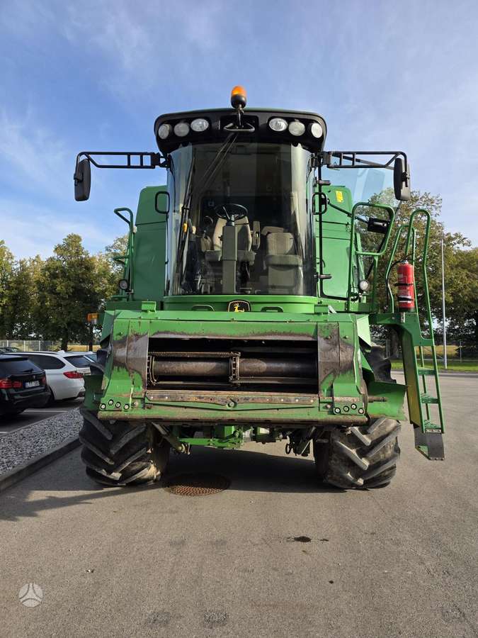 John Deere W540, комбайны
