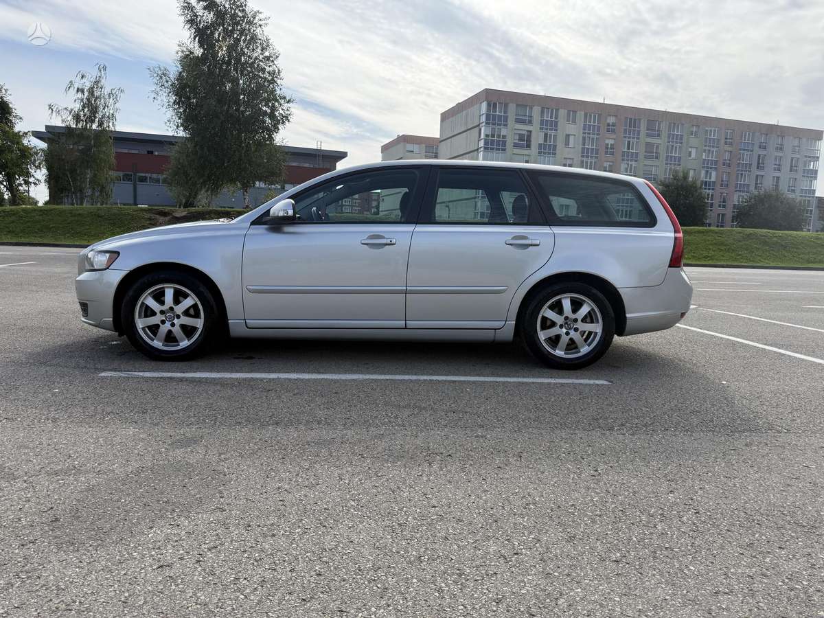 Volvo V50 - 5