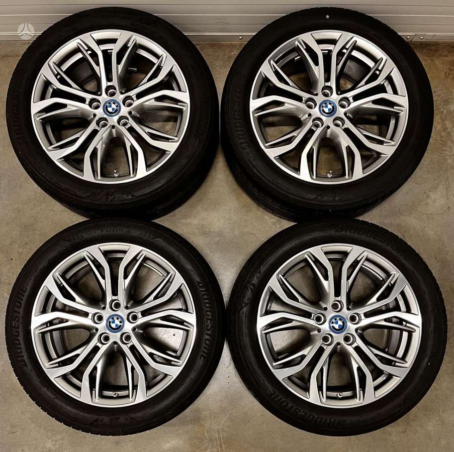 BMW, lengvojo lydinio, R18