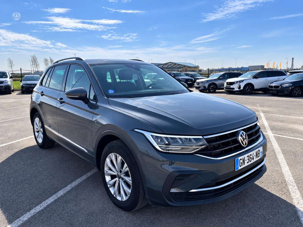 Volkswagen Tiguan - 3