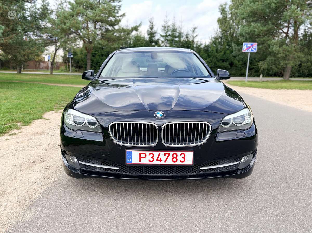 BMW 523, 3.0 l., Седан