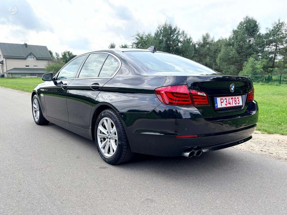 BMW 523, 3.0 l., Седан