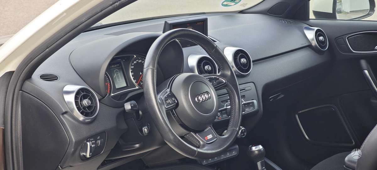 Audi A1, 1.4 l., Хэтчбек