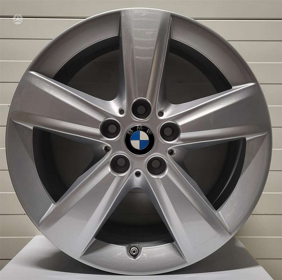 BMW, lengvojo lydinio, R17