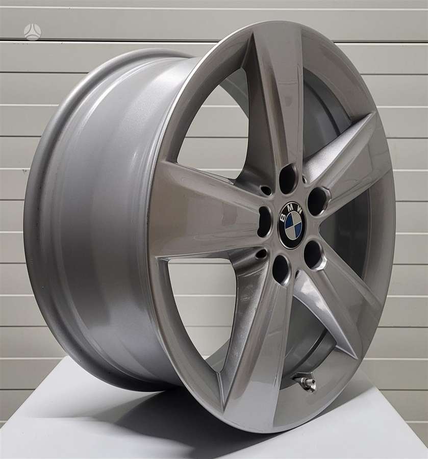 BMW, lengvojo lydinio, R17