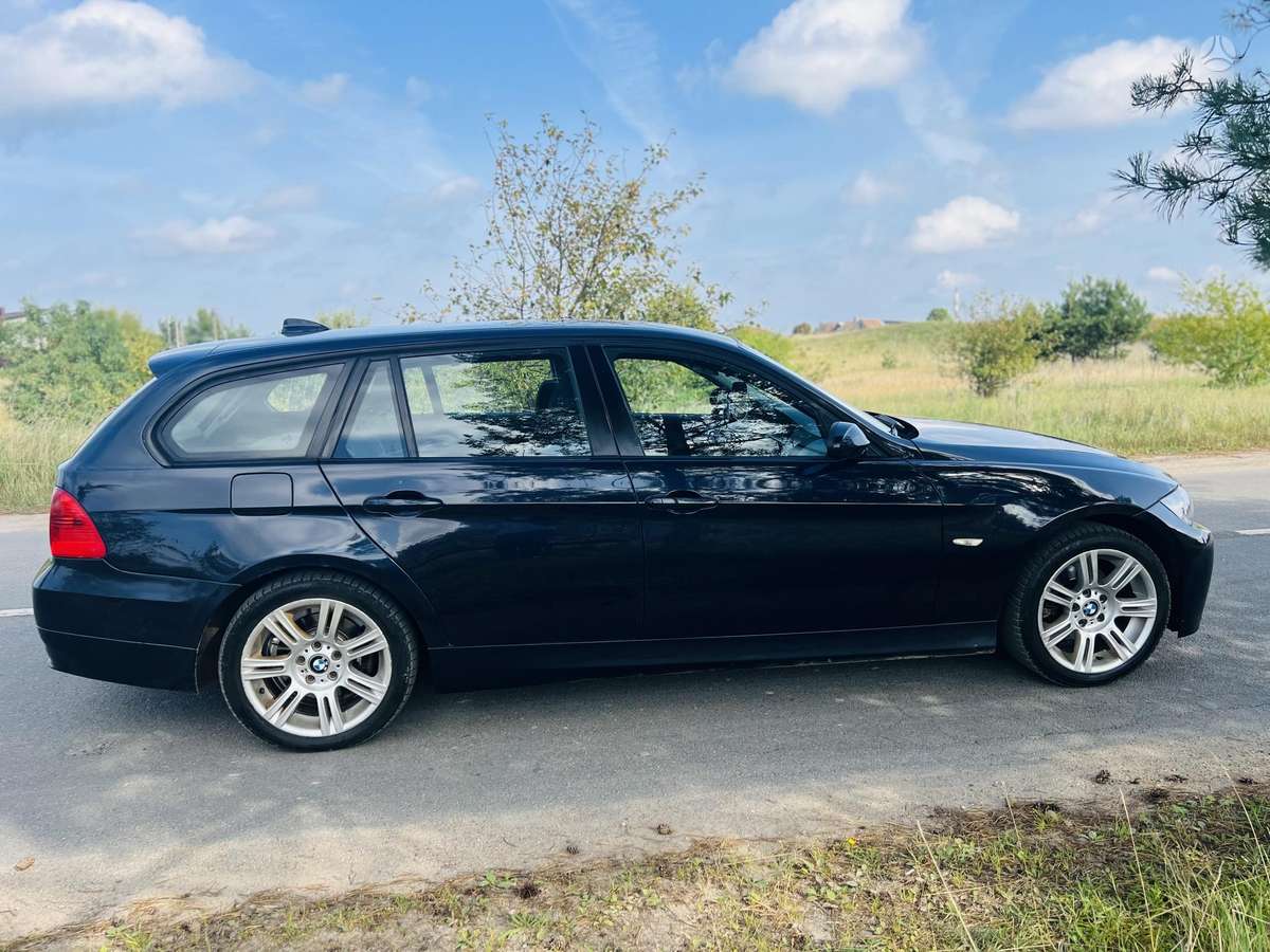 BMW 320, 2.0 l., wagon