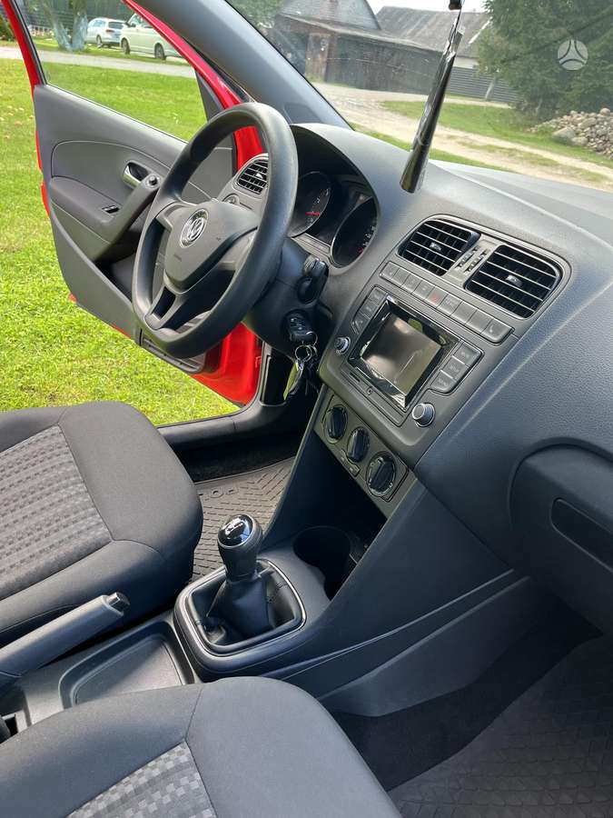 Volkswagen Polo - 8