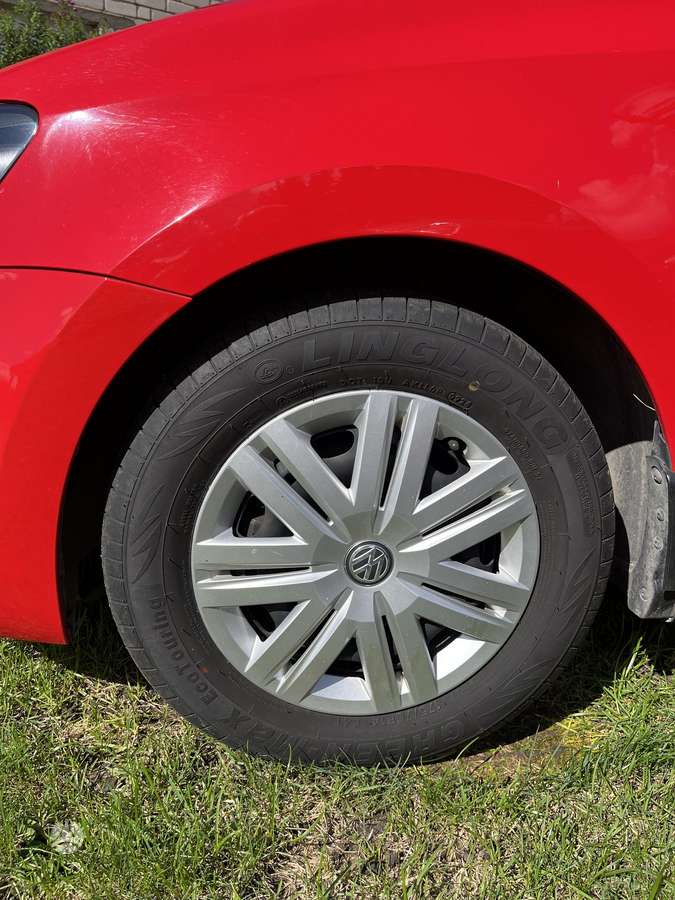 Volkswagen Polo - 12