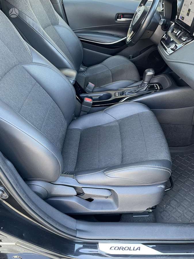 Toyota Corolla - 8