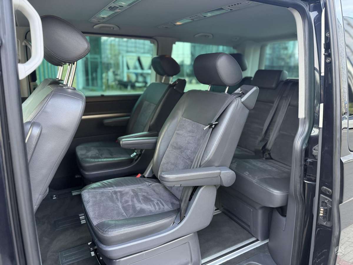Volkswagen Multivan - 10