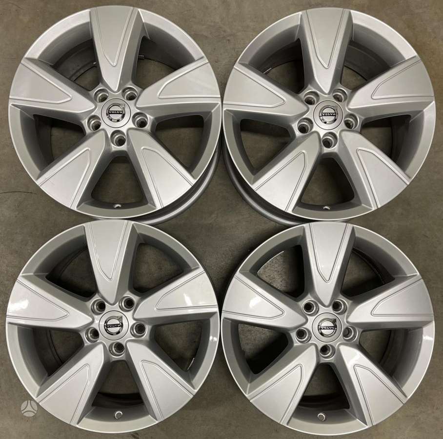 Volvo, light alloy, R17