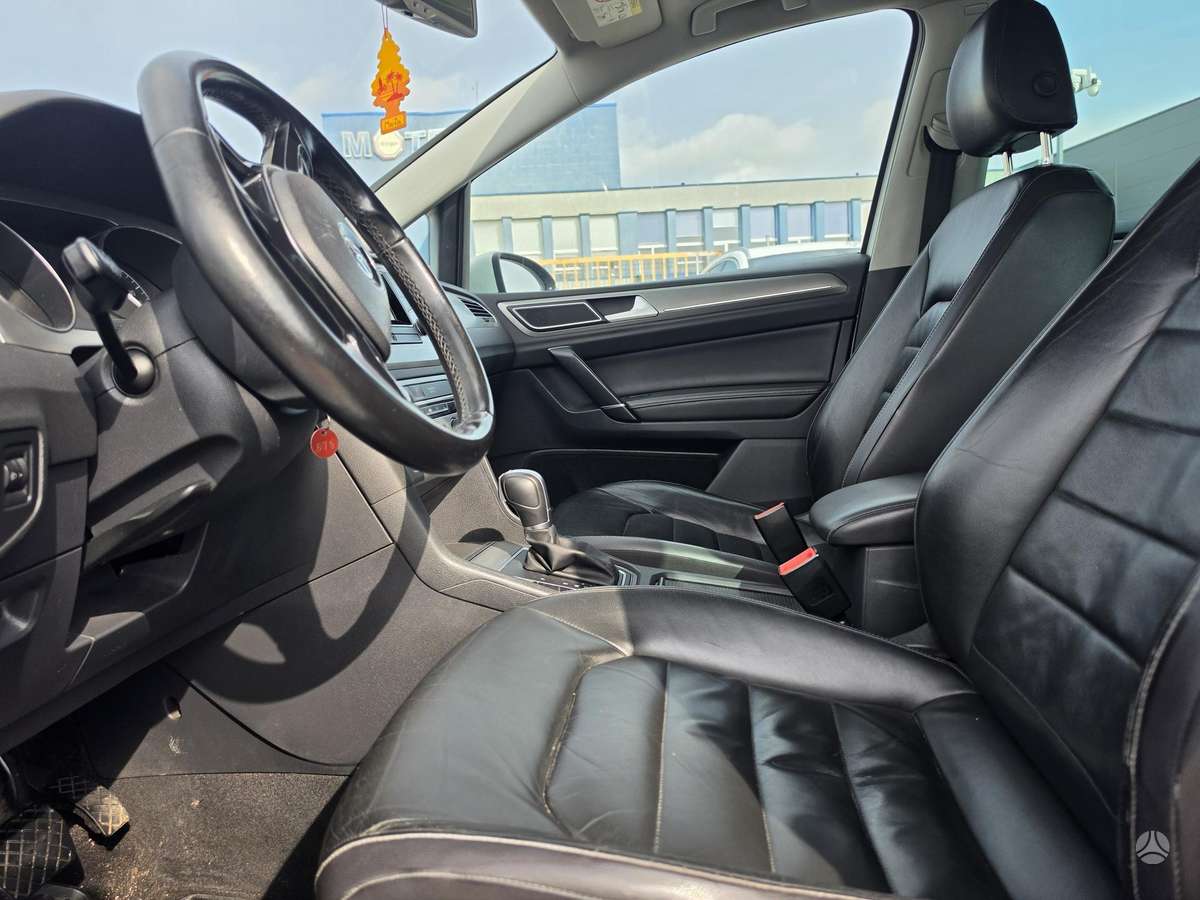 Volkswagen Golf 2014 — photo 10