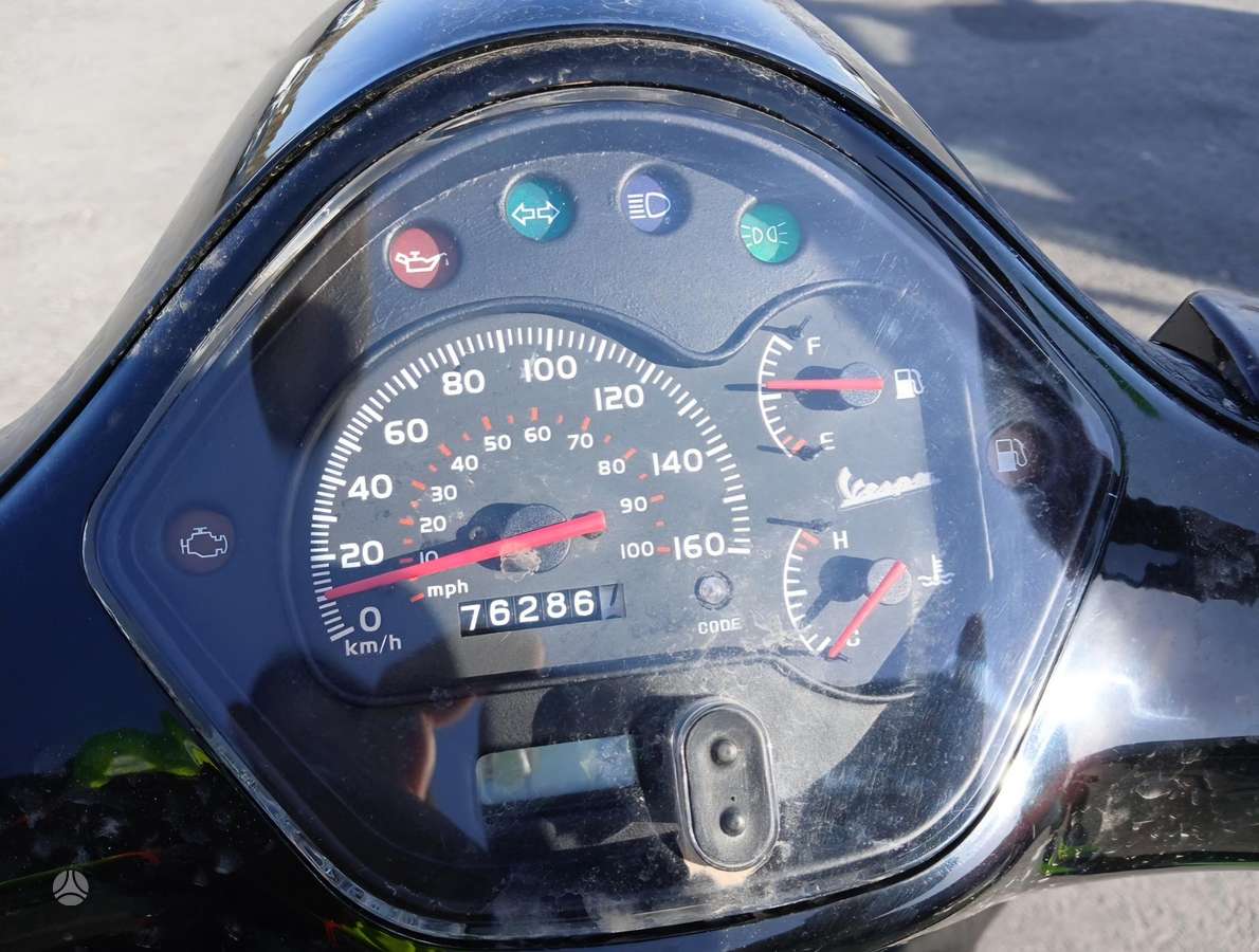 Piaggio Vespa 278cc, scooters / mopeds