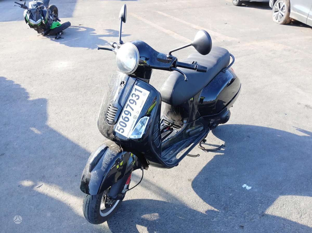 Piaggio Vespa 278cc, scooters / mopeds