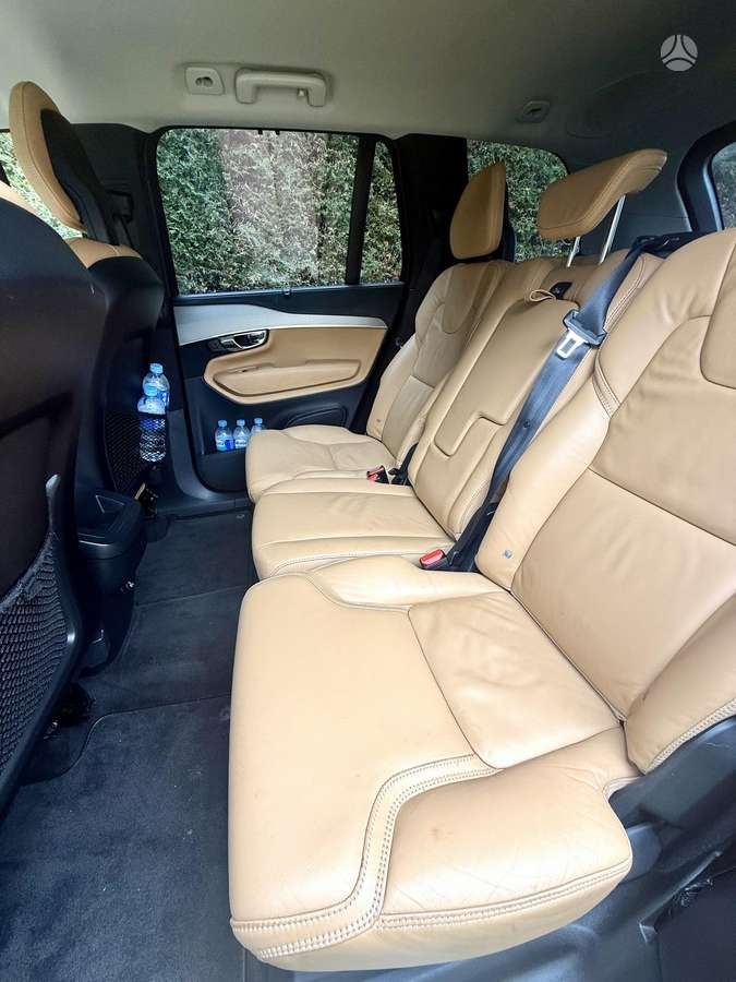 Volvo XC90 - 7