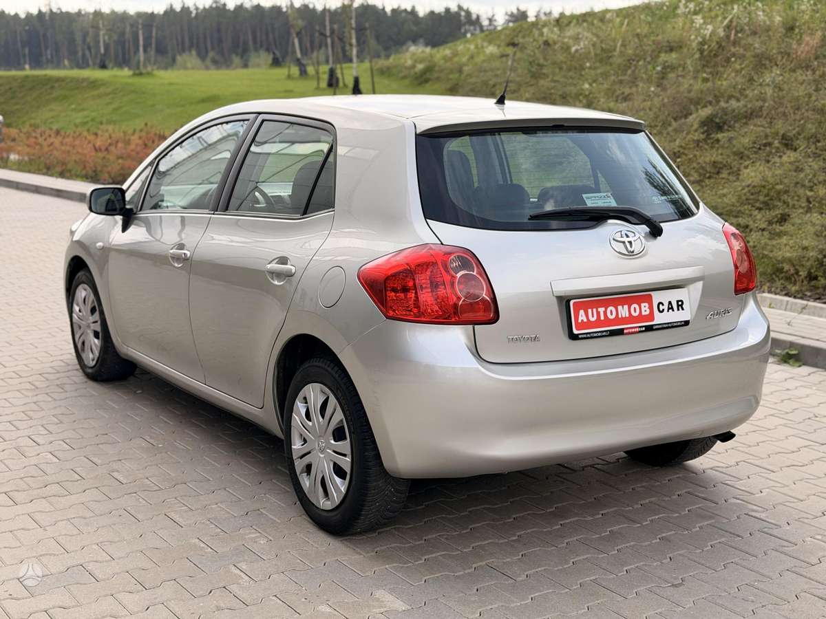 Toyota Auris, 1.6 l., hatchback