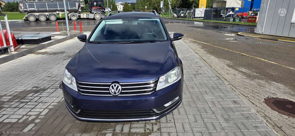 Volkswagen Passat - 2