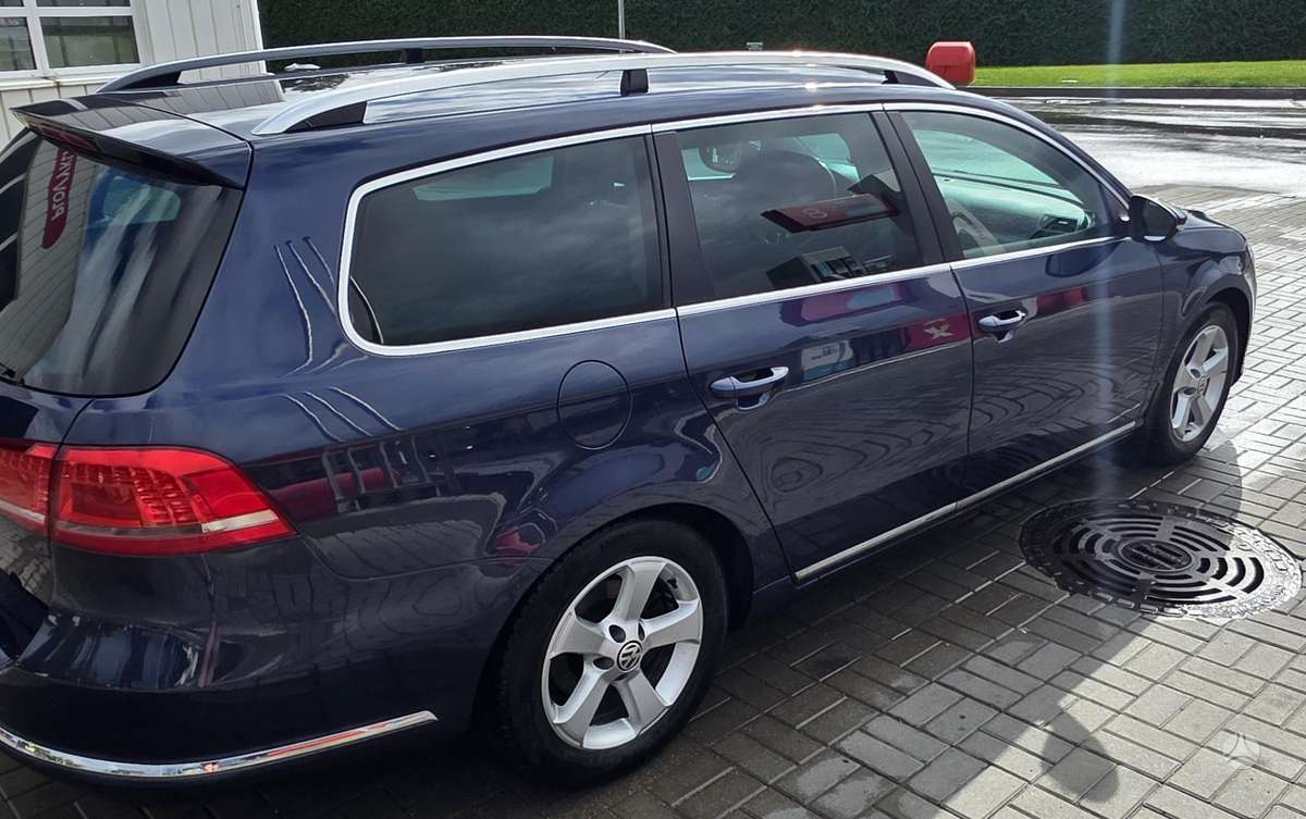 Volkswagen Passat - 5