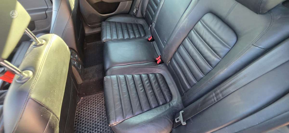 Volkswagen Passat - 9