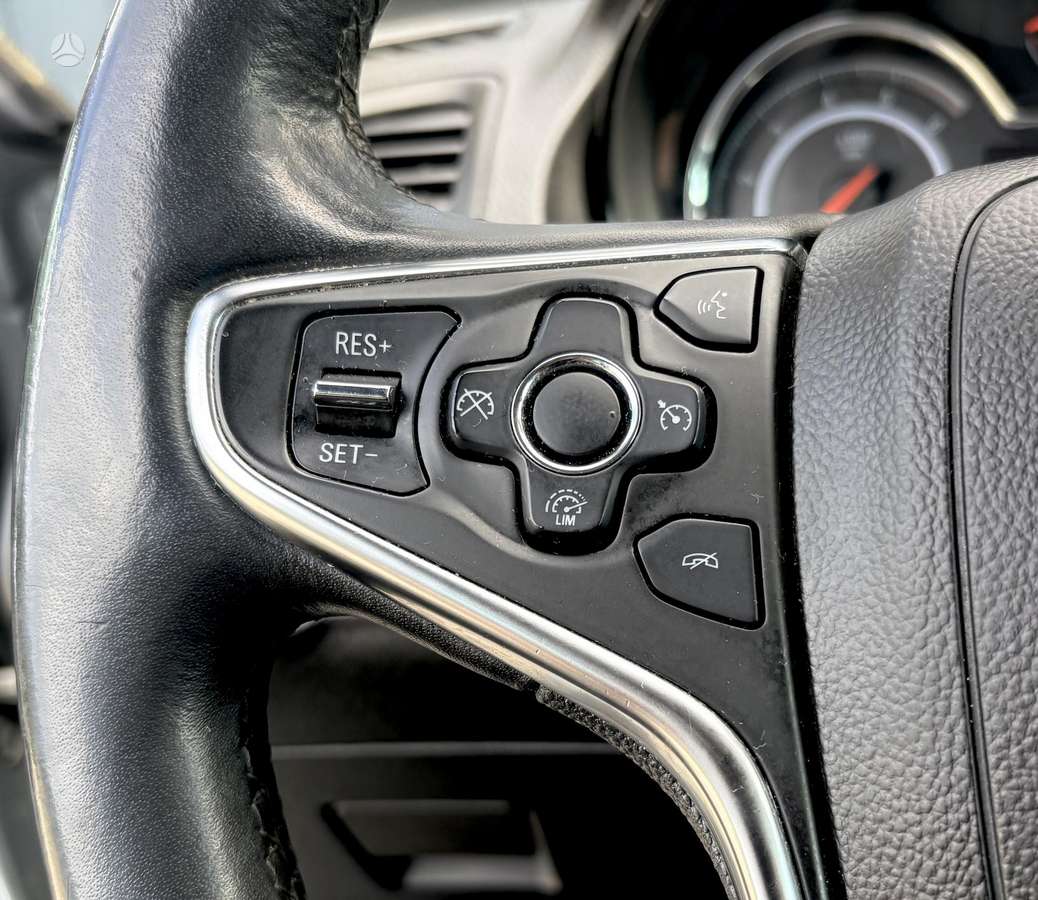 Opel Insignia, 2.0 l., Универсал