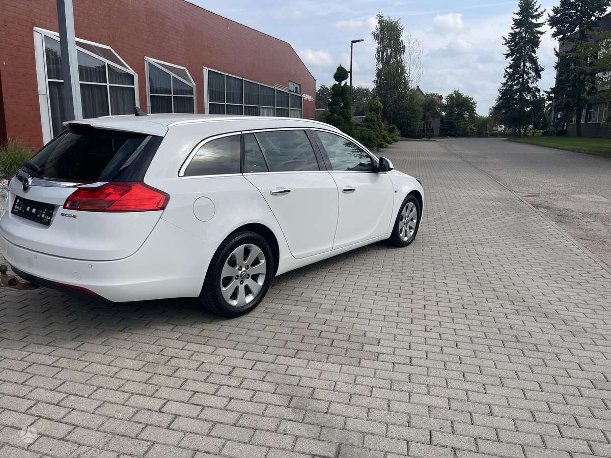 Opel Insignia, 2.0 l., Универсал