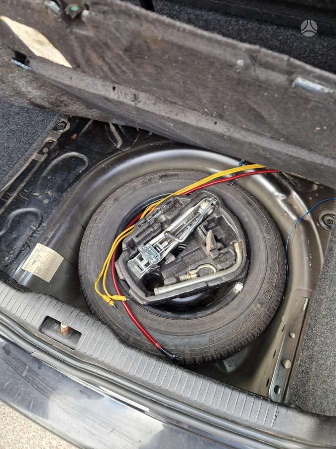 Volkswagen Golf - 12