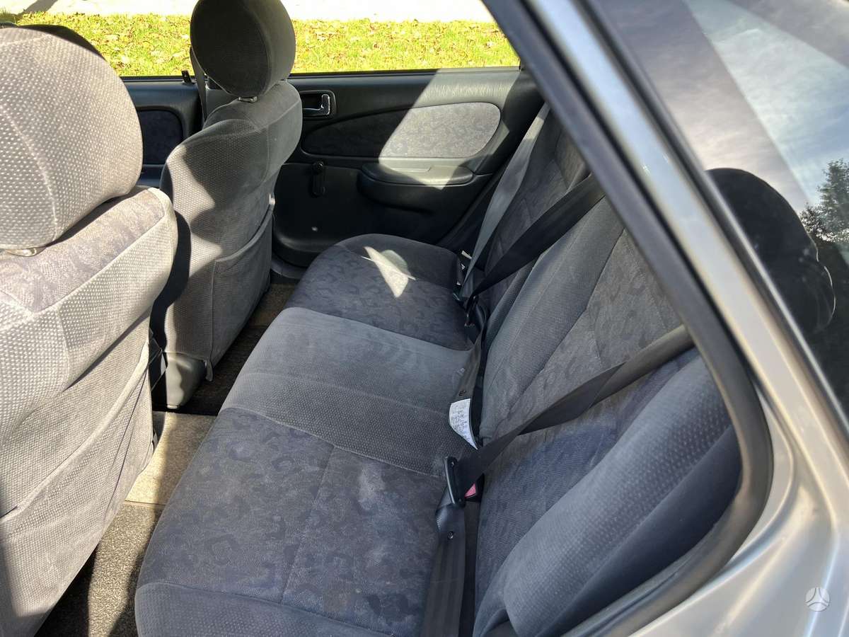 Toyota Corolla - 6