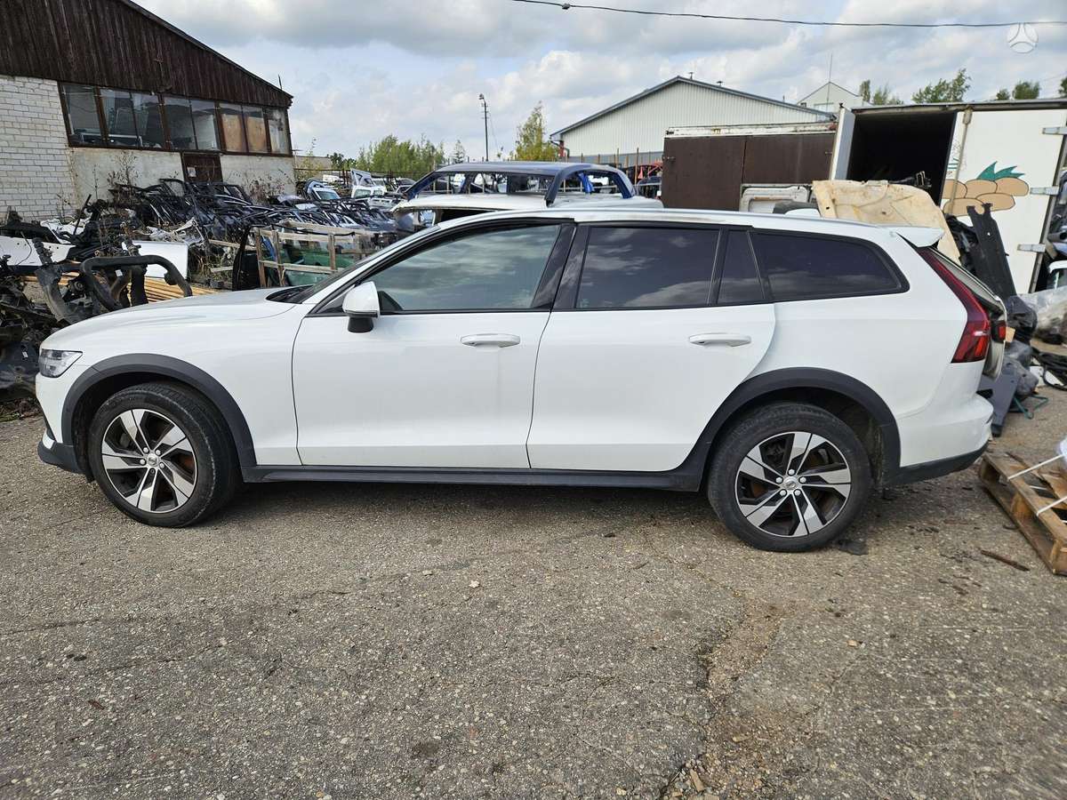 Volvo V60 Cross Country