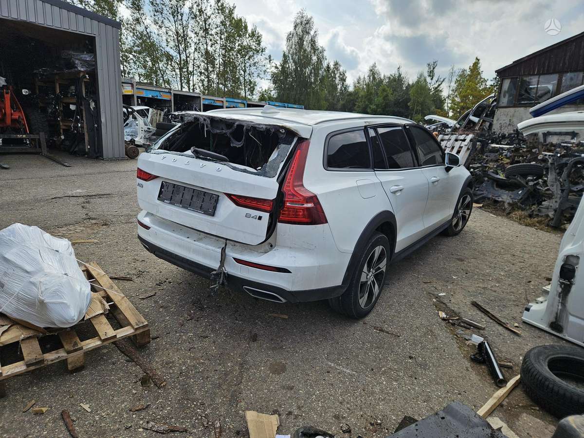 Volvo V60 Cross Country
