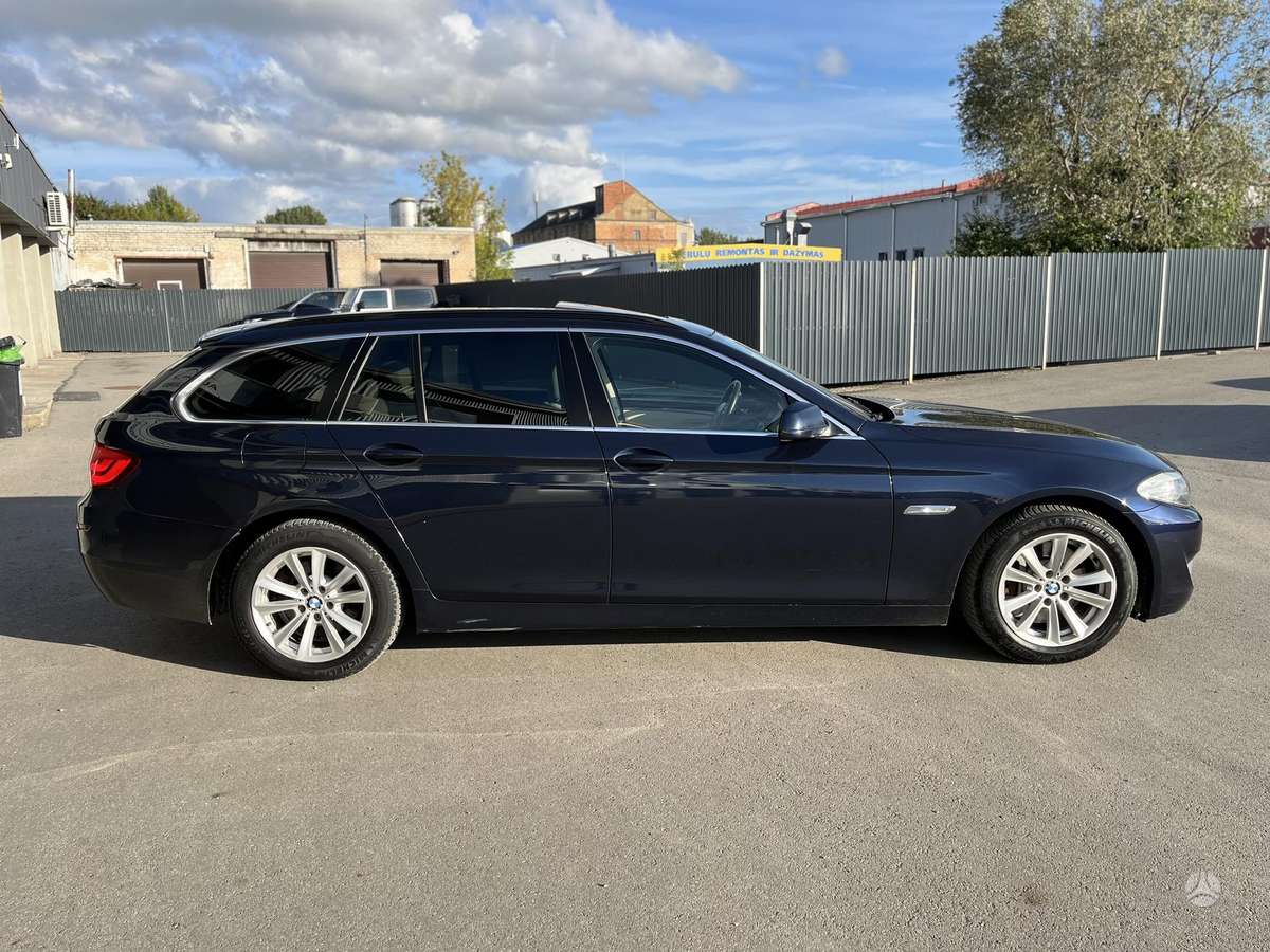 BMW 525, 2.0 l., wagon