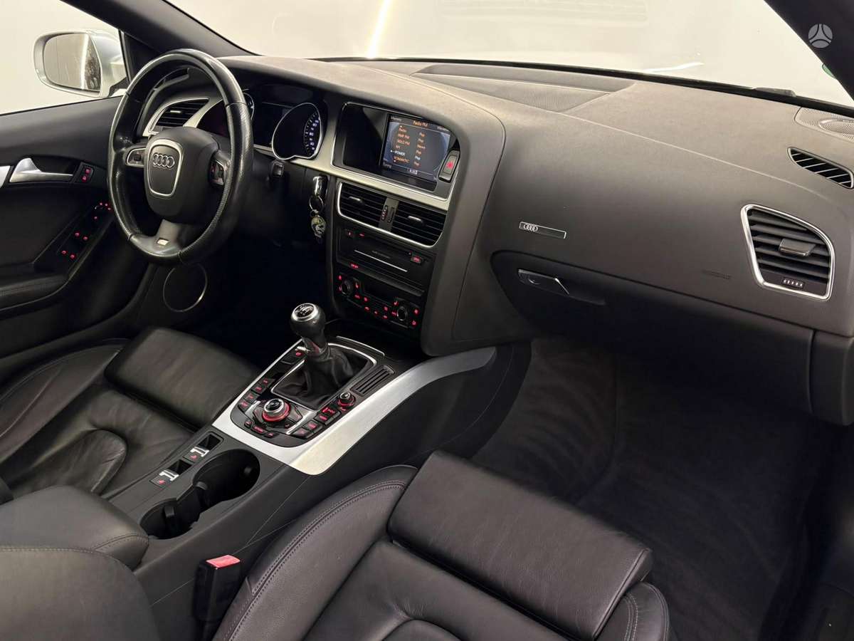 Audi A5, 2.0 l., Кабриолет