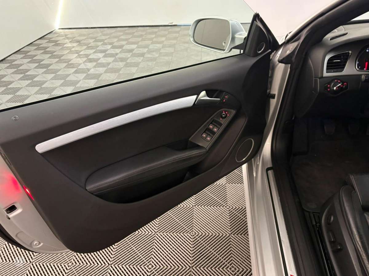 Audi A5, 2.0 l., convertible