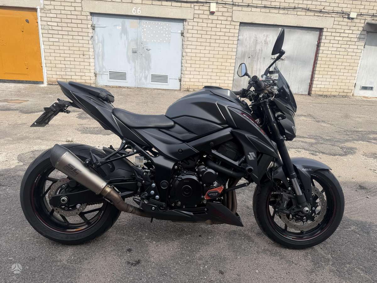 Suzuki GSX-S 749cc, street / classic