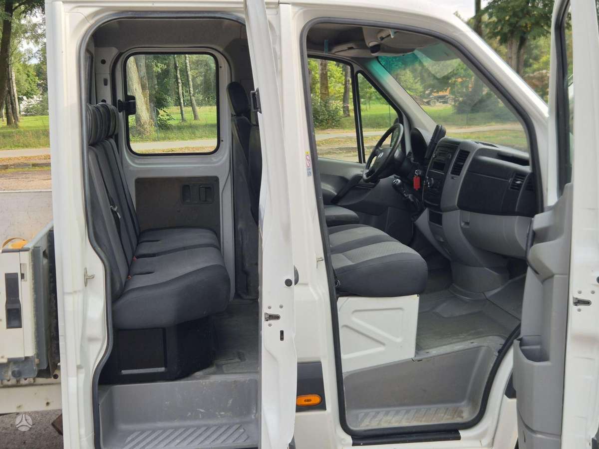 Volkswagen Crafter - 11