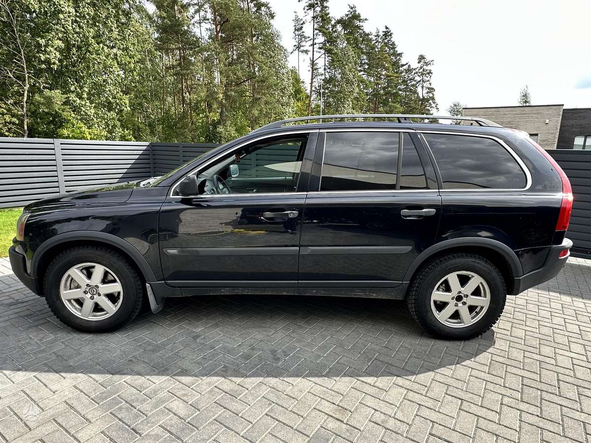 Volvo XC90 - 3