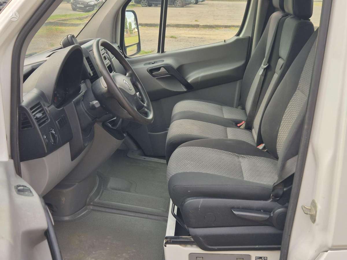 Volkswagen Crafter - 12