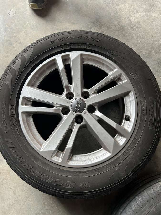 Audi Q3, light alloy, R17