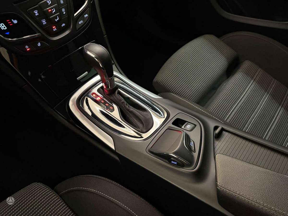 Opel Insignia, 2.0 l., Универсал