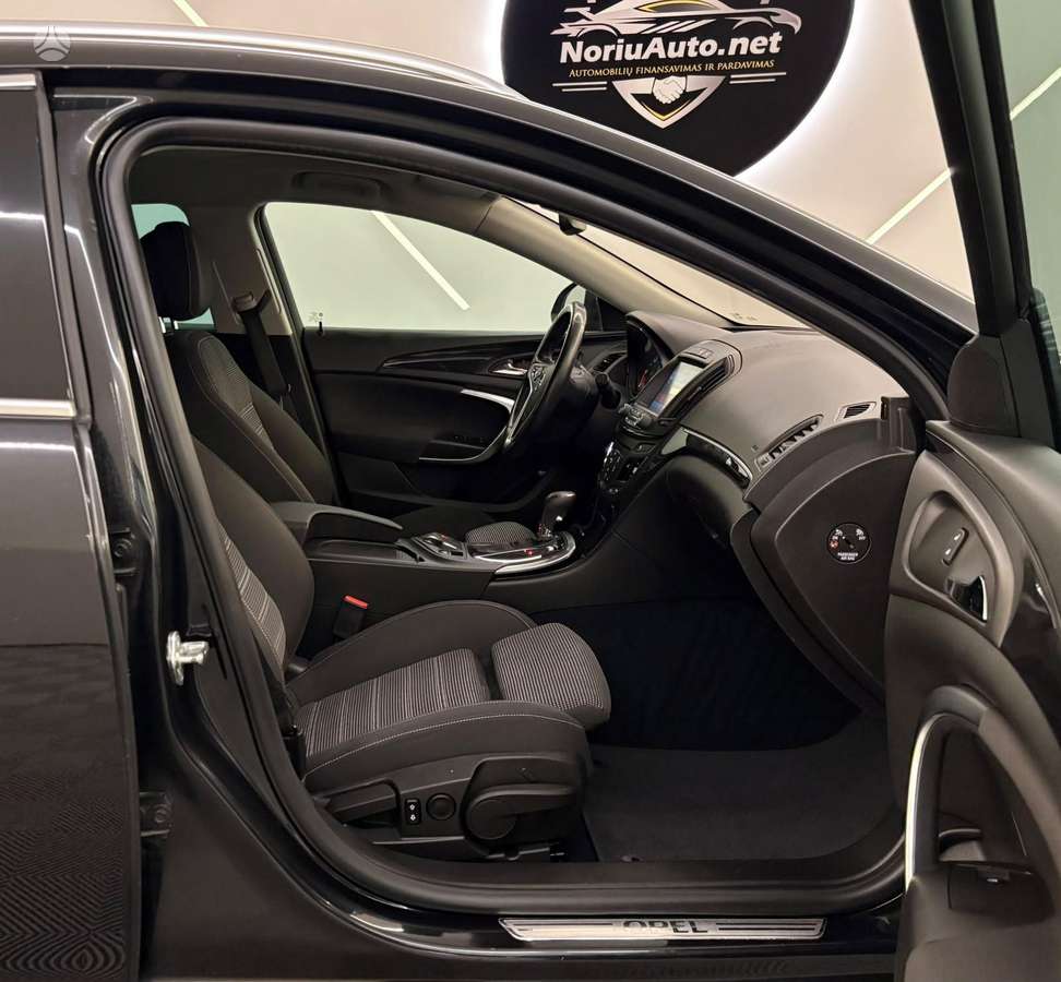 Opel Insignia, 2.0 l., Универсал