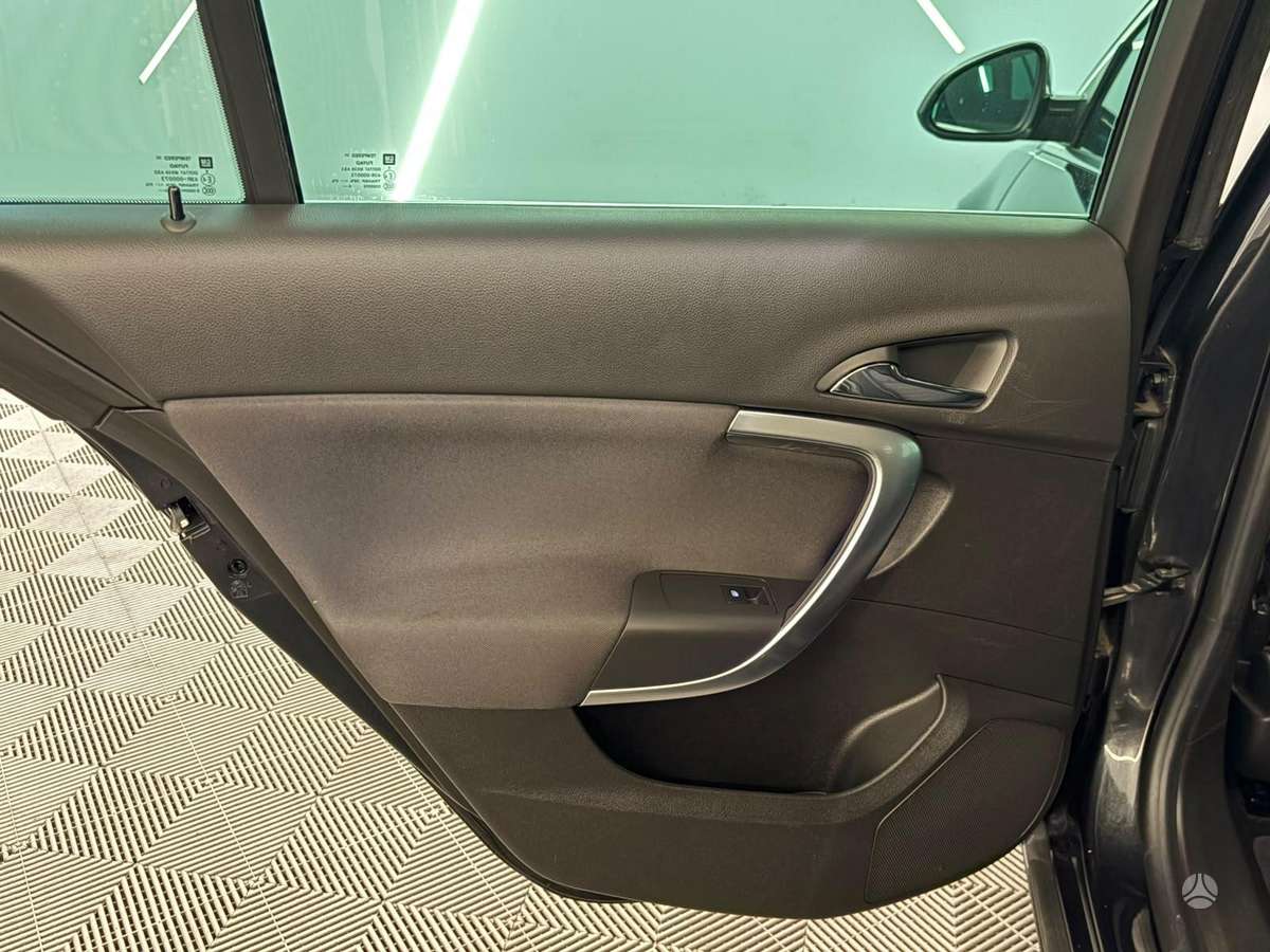 Opel Insignia, 2.0 l., Универсал