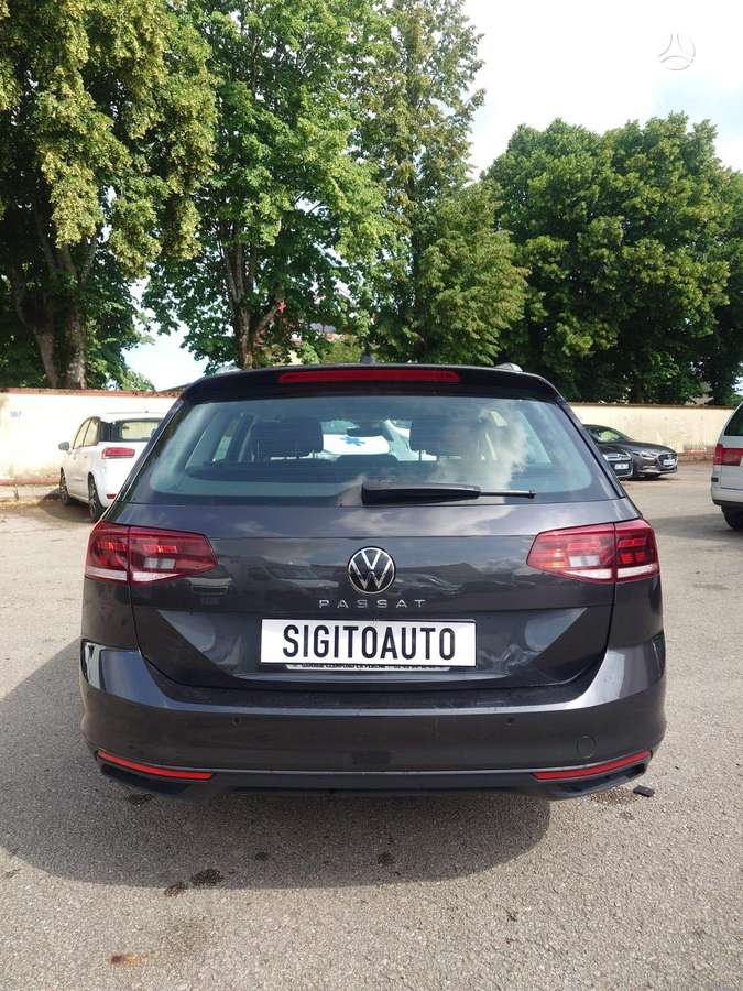 Volkswagen Passat - 5