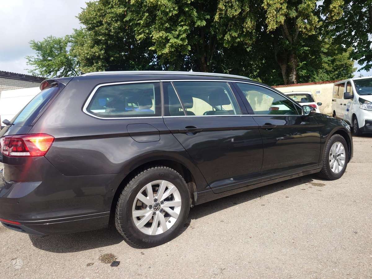 Volkswagen Passat - 7