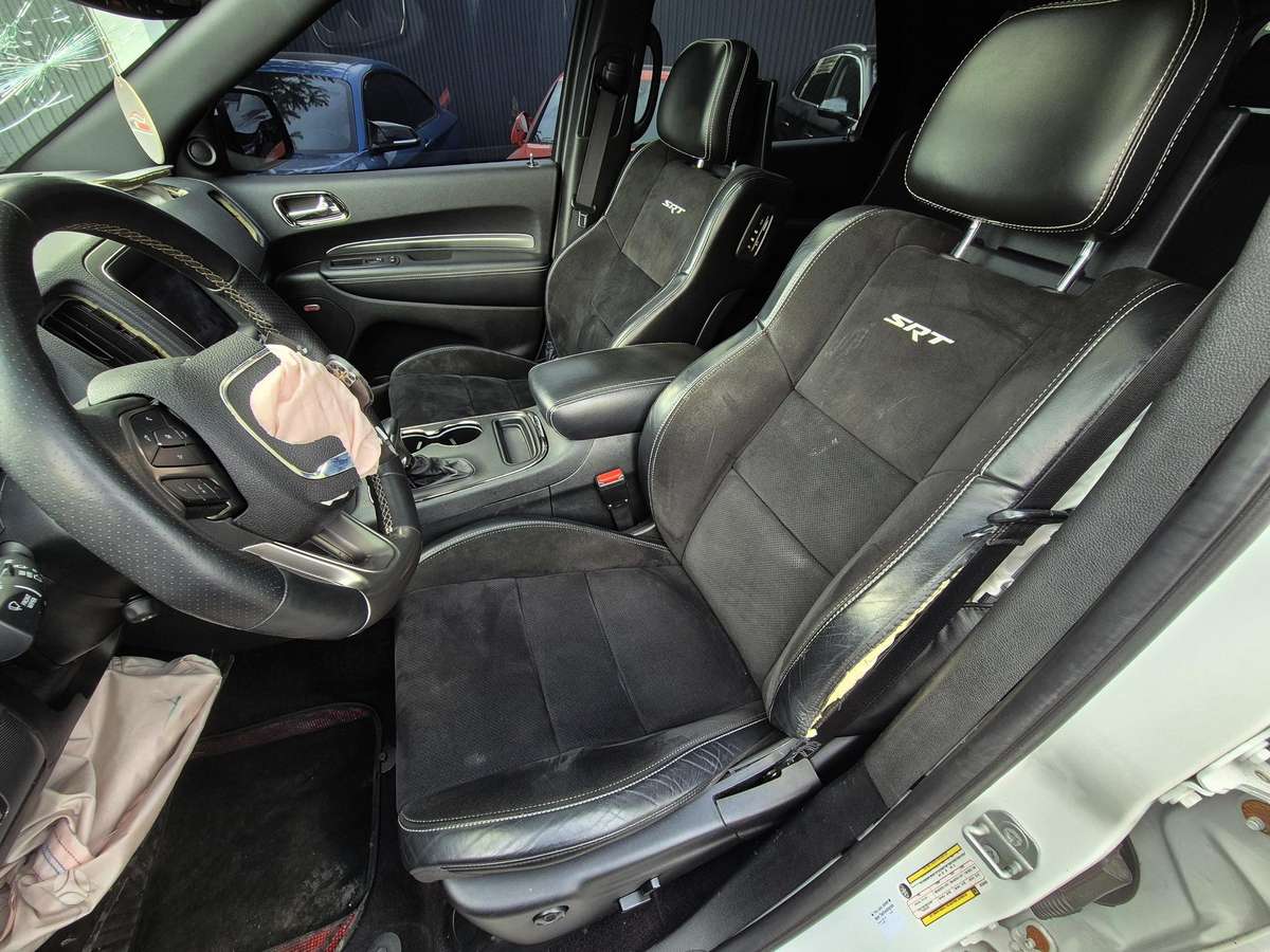 Dodge Durango, 6.4 l., off-road / crossover