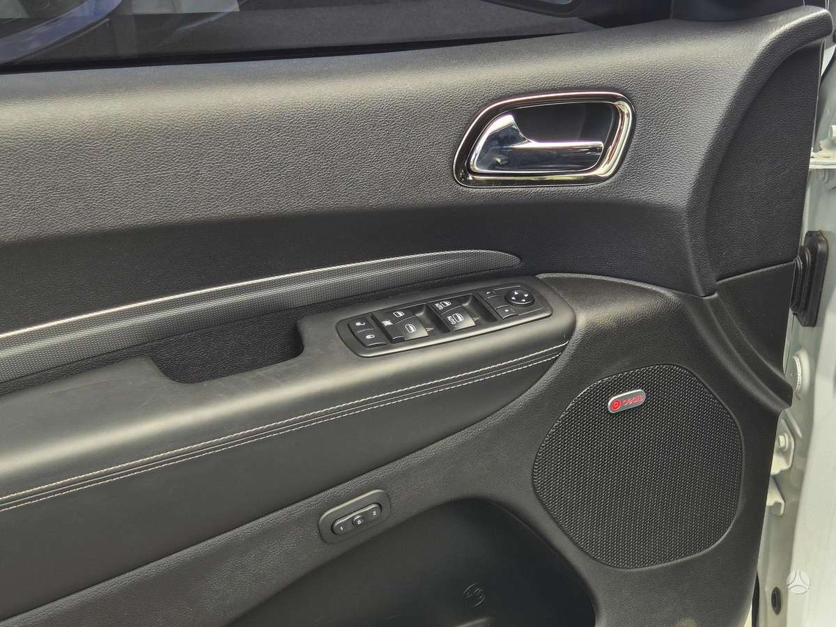 Dodge Durango, 6.4 l., off-road / crossover