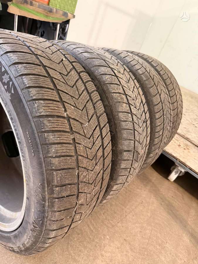 Tracmax, universalios 275/45 R20